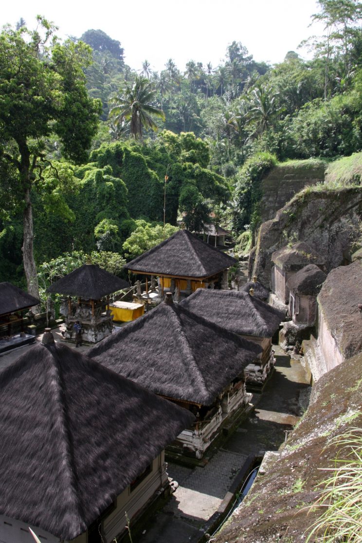 Kuvia Balilta. Näkymä Gunung Kawi -temppelille.