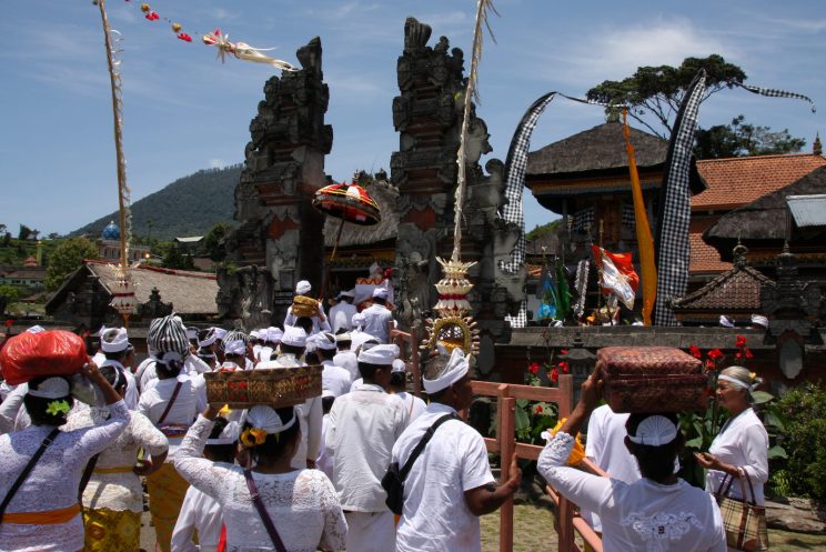 Bali, temppeliseremonia: Pura Ulun Danu Bratan