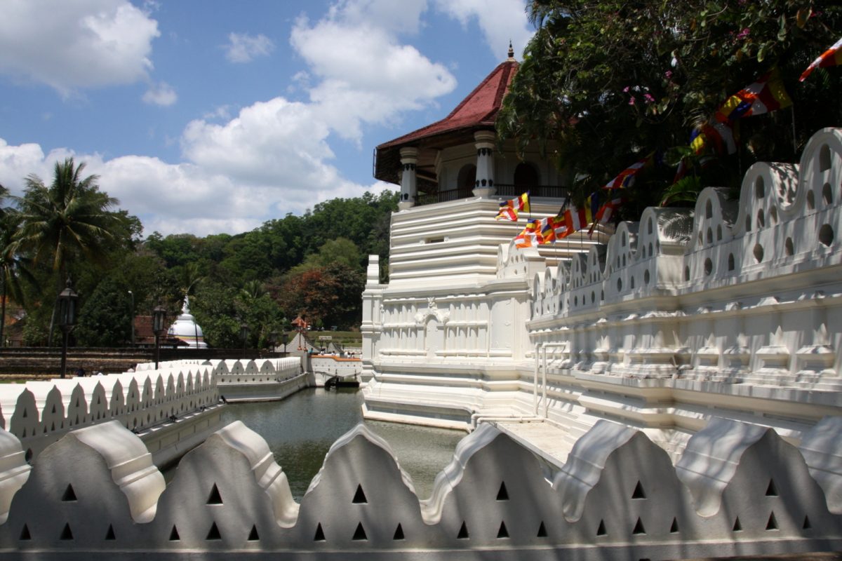 Kandy: Pyhän hampaan temppeli